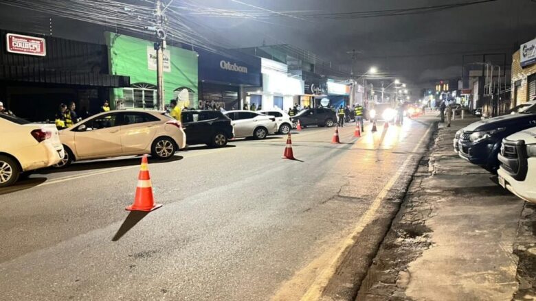 Operação Lei Seca resulta na prisão de nove pessoas na Avenida Carmindo de Campos_660579fb8e7b6.jpeg